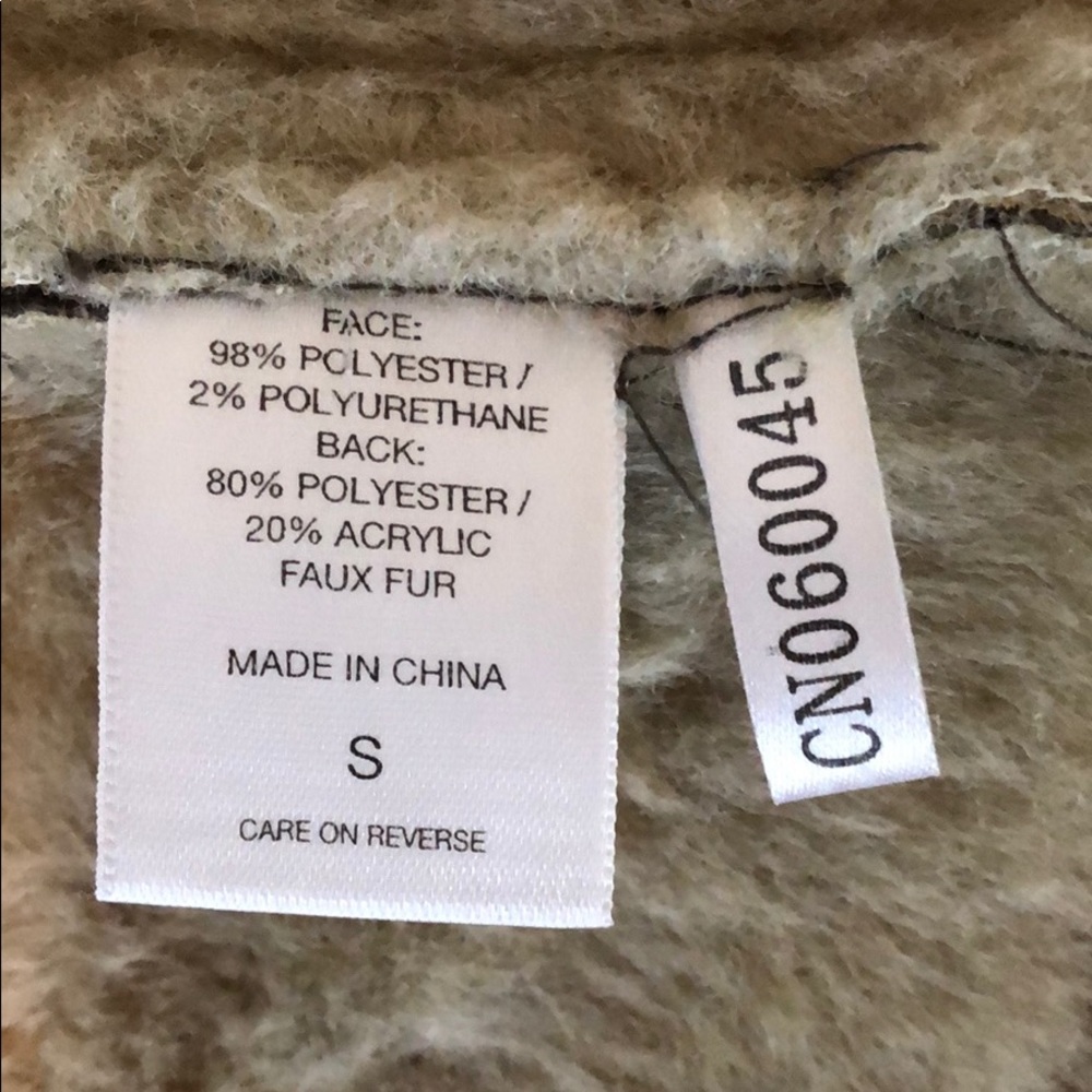 Coat - Picture 5 of 7